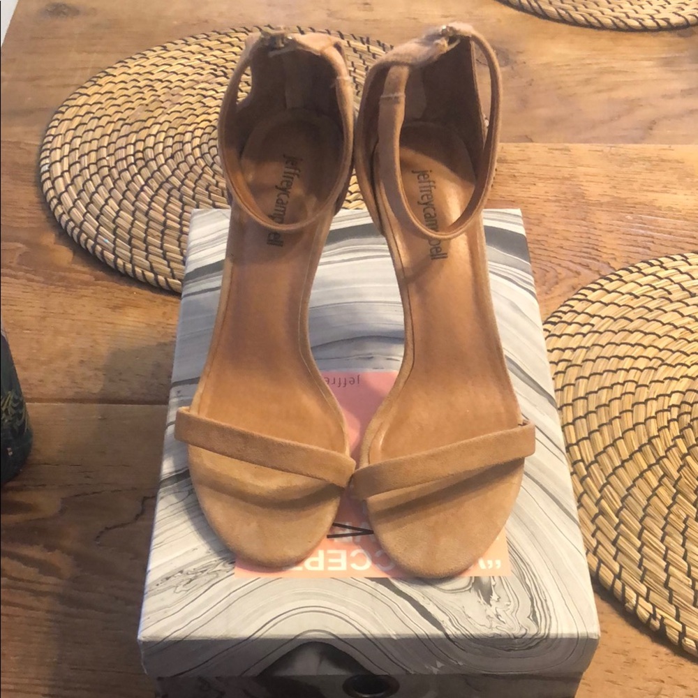 Jeffrey Campbell Women's Tan dress sandals